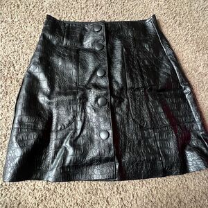 Stradivarius Black Faux Leather Croc-Embossed Skirt Size 2